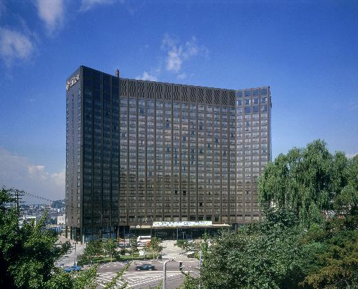 Jong Soung Kimm, <Hilton Hotel>, 1983
