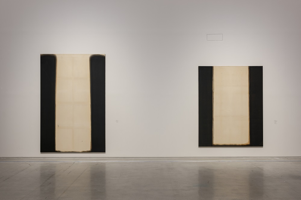 11_Installation View 01.jpg