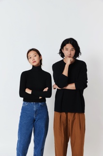 연출가 라시내와 안무가 최기섭의 사진