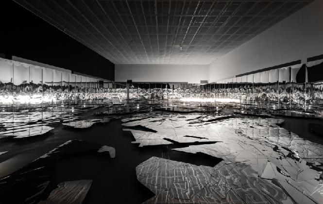 Lee Bul, <Civitas Solis II>, 2014 (Photo: Jeon Byung-cheol)