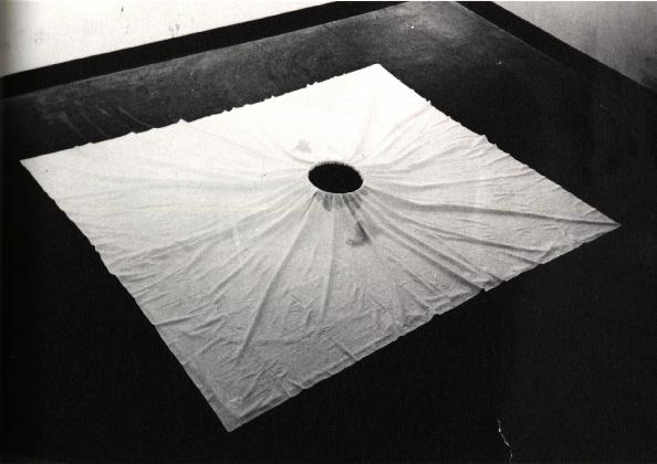김구림, <매개항>, 1971(2001재현), 국립현대미술관 소장