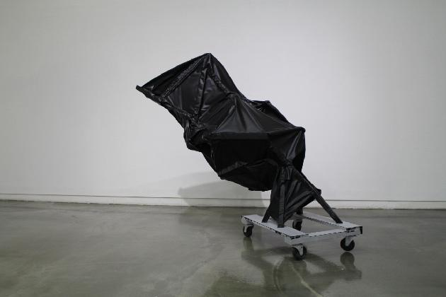 심승욱, <오브제-a 새벽 3시 59분>, 2016