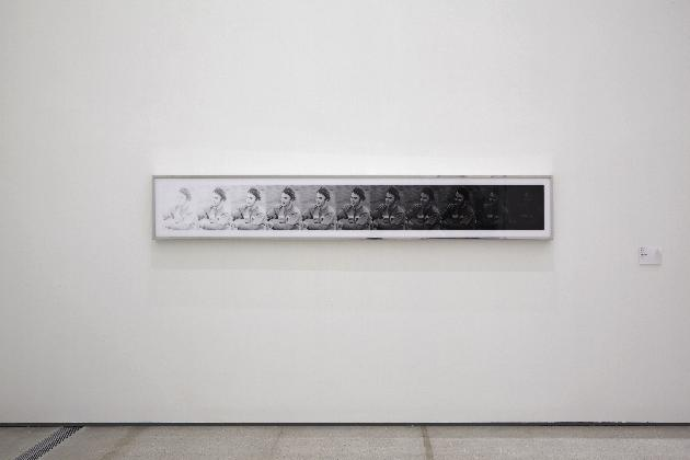 백승우, 11 Players, 2016, Digital pigment print, 43x269cm