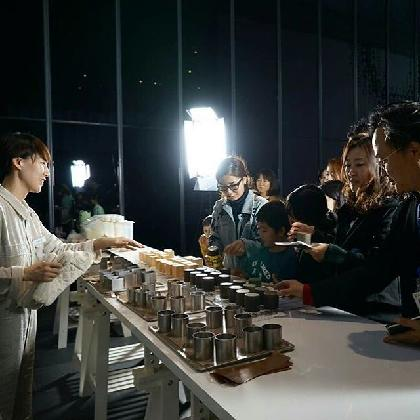 윤가림, 세 가지 타입, 빵굽기 퍼포먼스: 10/26~30(13:00-16:00), 2016