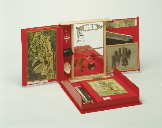 <手提箱盒子>, 1935-41, 1963-5, 费城艺术博物馆收藏, ©Association Marcel Duchamp/ADAGP, Paris-SACK,Seoul, 2018