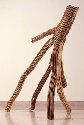 데이비드 내쉬(David NASH), <줄무늬의 달리는 사람(Striped Runner)>, 1989, 193X132X110, 나무