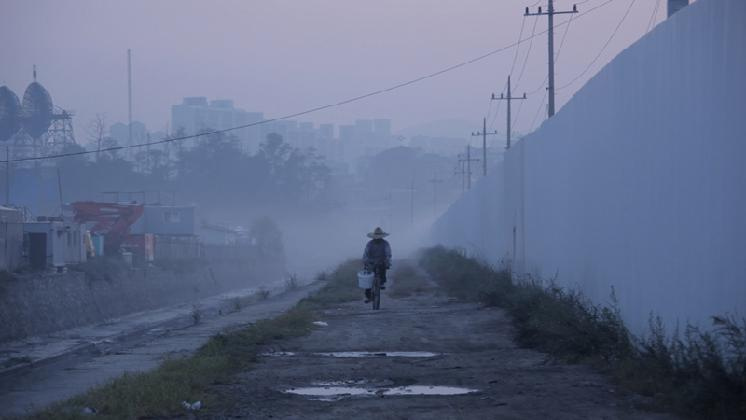 Cha Jeamin, 〈Fog and Smoke〉, 2013, color, sound, 83min. 13sec., MMCA Collection