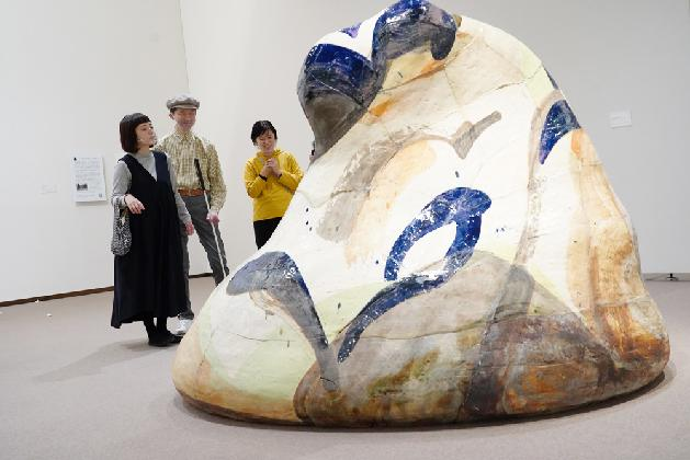 ‹눈이 보이지 않는 시라토리 씨, 예술을 보러 가다›, 2022