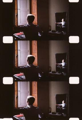 ...의 노트에서_1971, 1998, DCP, 48분